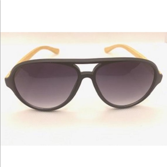 Ecofriendly Black Vintage Retro Bamboo Sunglasses - Picture 3 of 5
